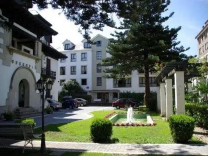 Hotel y Apartamentos Arias Navia Exterior foto